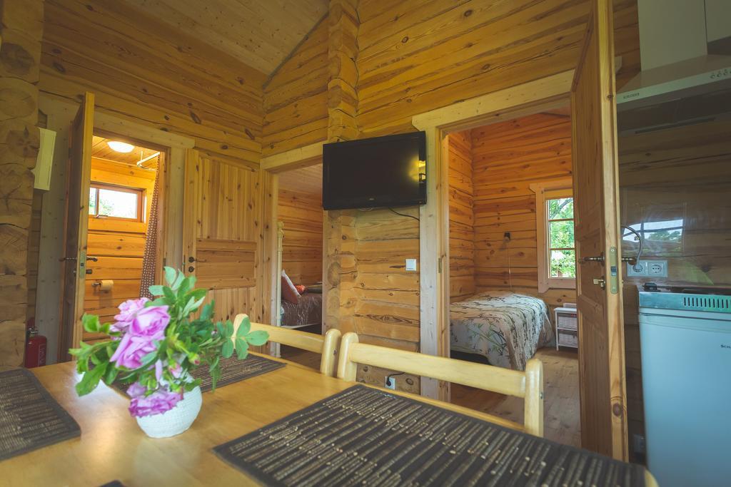 Arina Cottages Nasva Zimmer foto